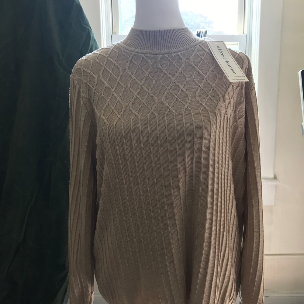 NWT Cable Knit stitch Alfred Dunner Sweater Size Large Tan